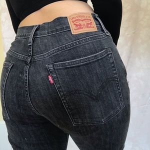 Black Levi jeans